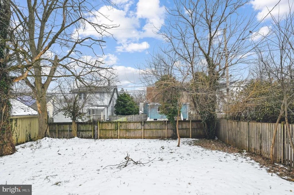 Photo of 10 HILLSIDE ROAD
