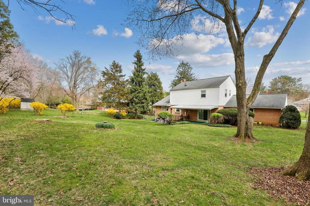 Photo of 3913 QUEEN MARY DRIVE