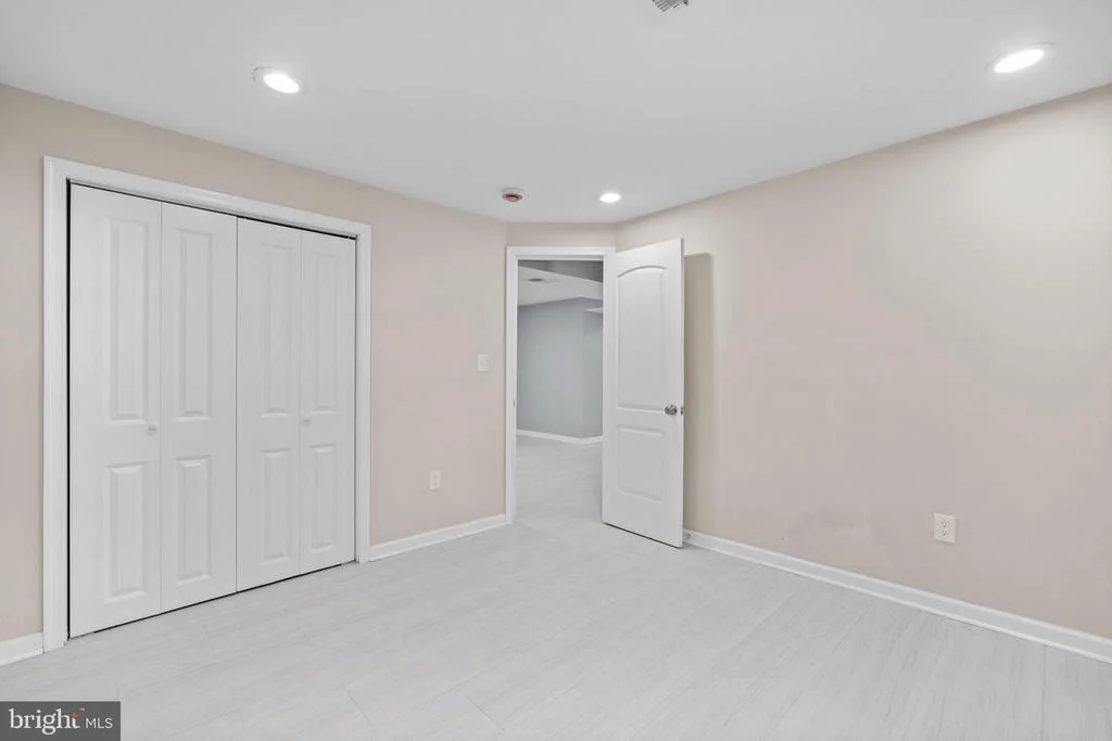 Photo of 3024 TARPON ROAD