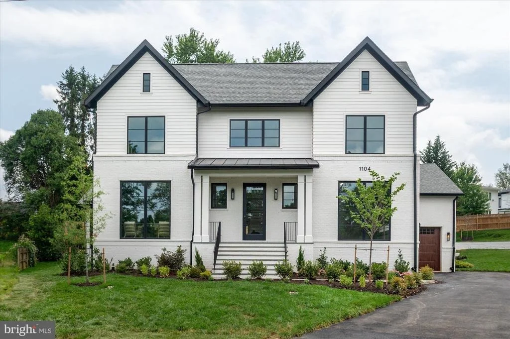Photo of 1104 SHARON COURT