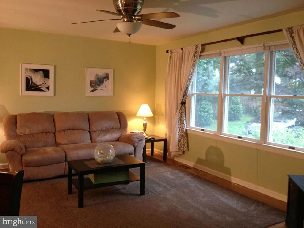 Photo of 11870 HIGHVIEW CIRCLE
