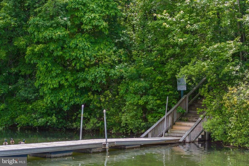 Photo of 305 LAKE POINTE DRIVE