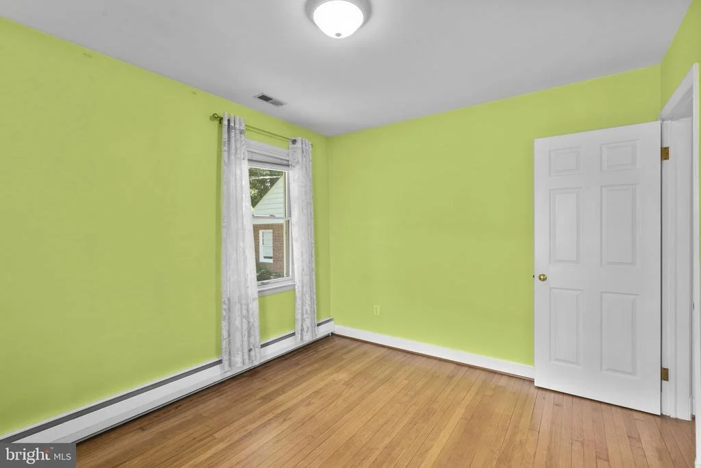 Photo of 2206 PLEASANT DRIVE