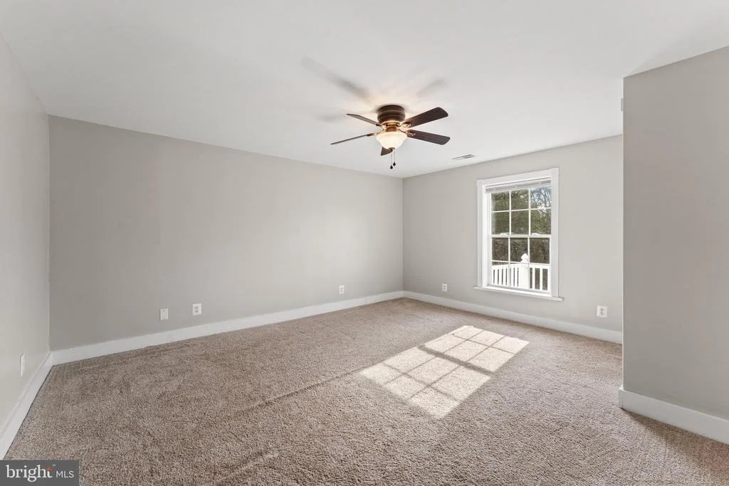 Photo of 18499 AUBURN ROAD