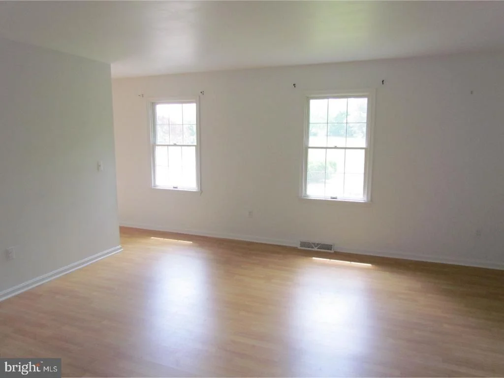 Photo of 402 ARTIS DRIVE