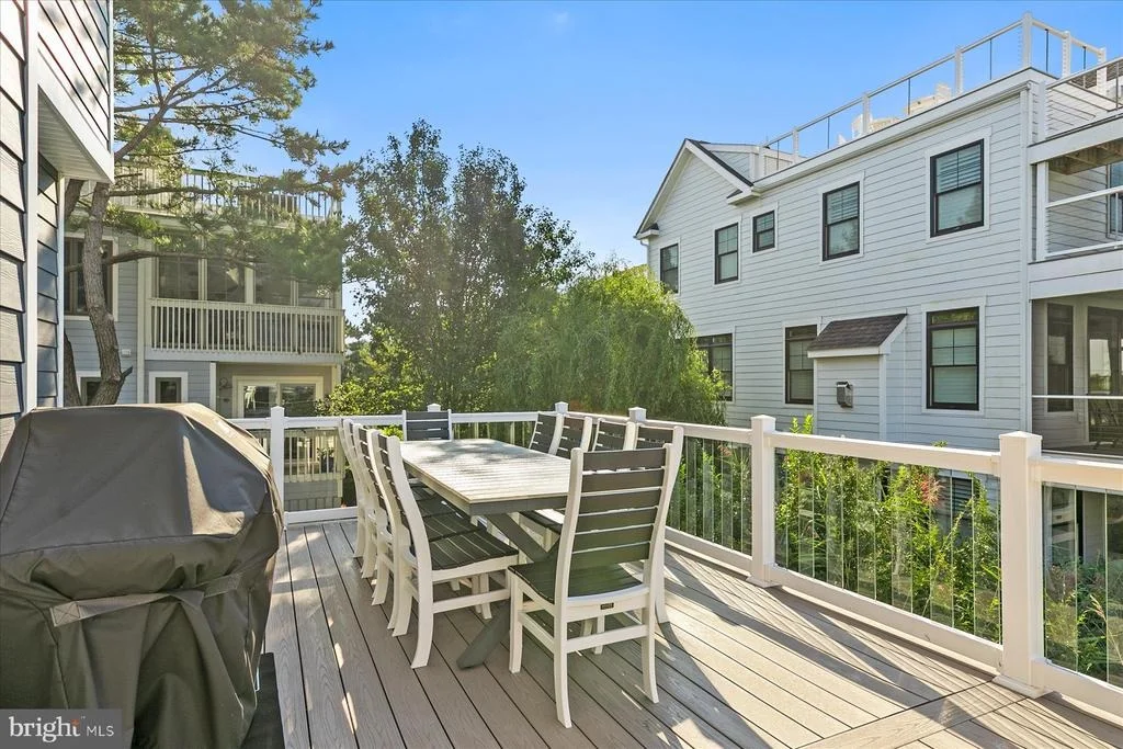 Photo of 39546 ADMIRAL ROAD