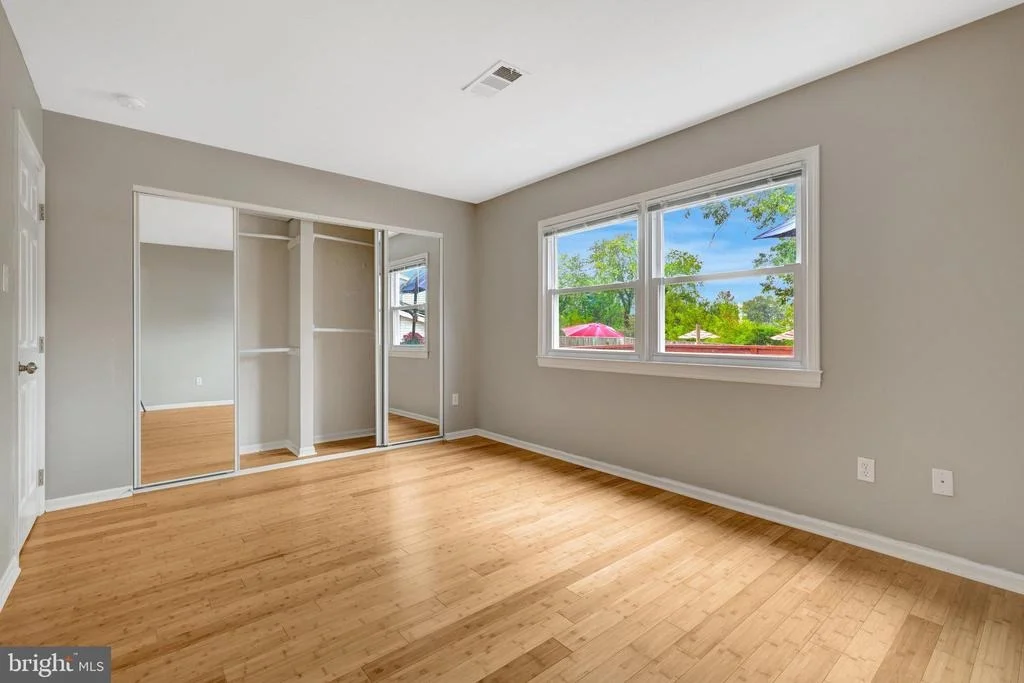 Photo of 1005 N STERLING BOULEVARD