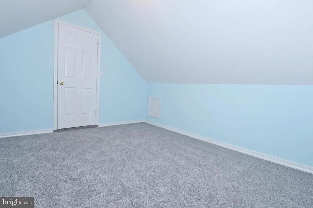 Photo of 4011 GROSSE POINT DRIVE