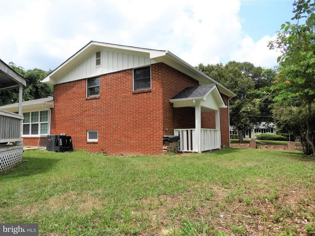Photo of 10127 BROCK DRIVE