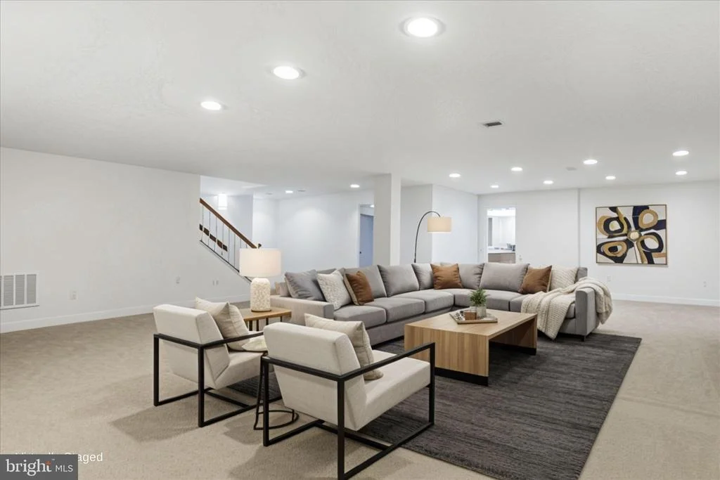 Photo of 8277 ROXBOROUGH LOOP