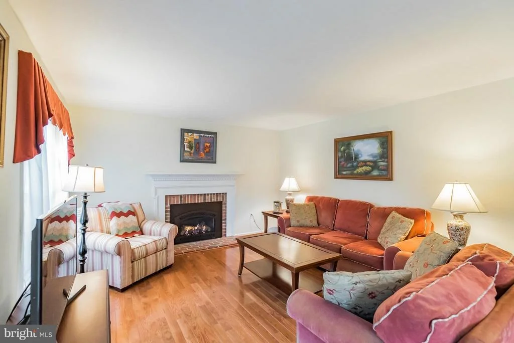 Photo of 17412 EVANGELINE LANE