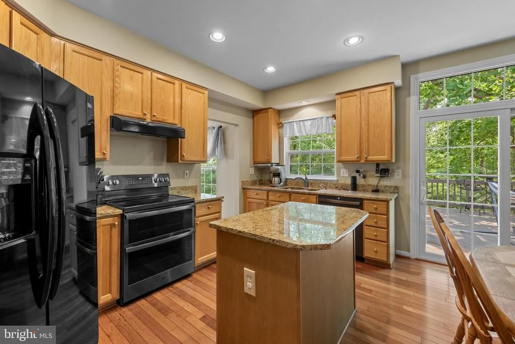 Photo of 6074 AVALON DRIVE SE