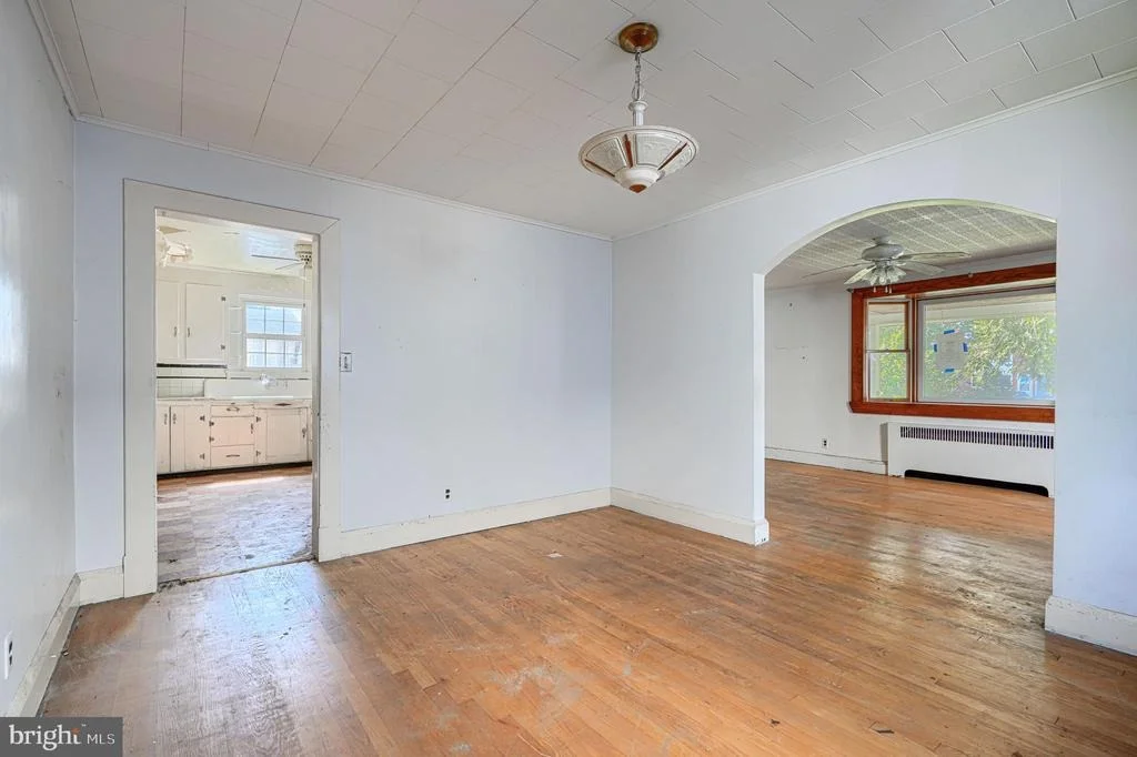 Photo of 4321 ANNAPOLIS ROAD
