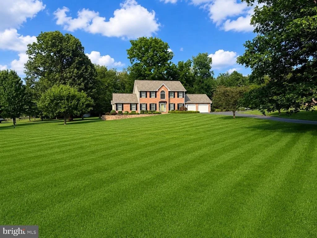 Photo of 221 HADLEY DRIVE