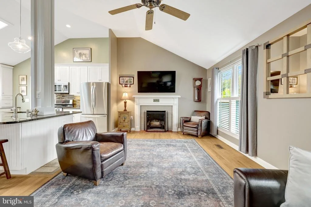 Photo of 6900 SOUTHRIDGE DRIVE