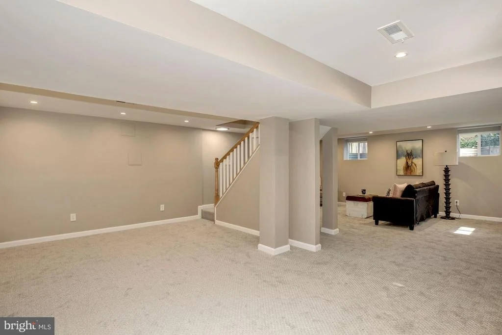 Photo of 6815 REYNARD DRIVE