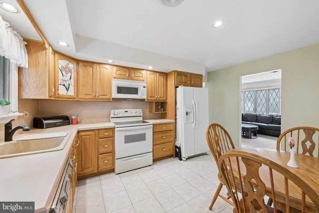 Photo of 10 PASADENA DRIVE