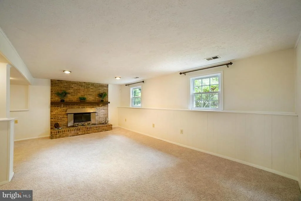 Photo of 7908 HILL STREAM COURT
