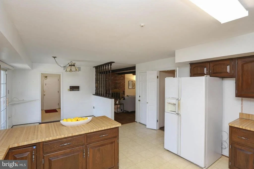 Photo of 18009 EDNOR VIEW TERRACE