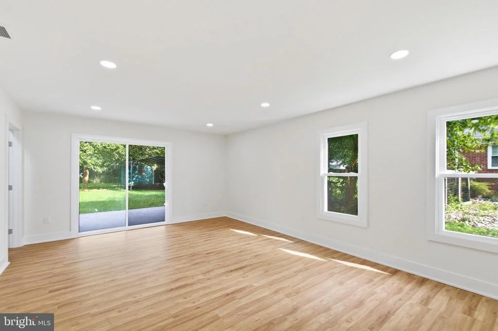 Photo of 6405 INWOOD DRIVE