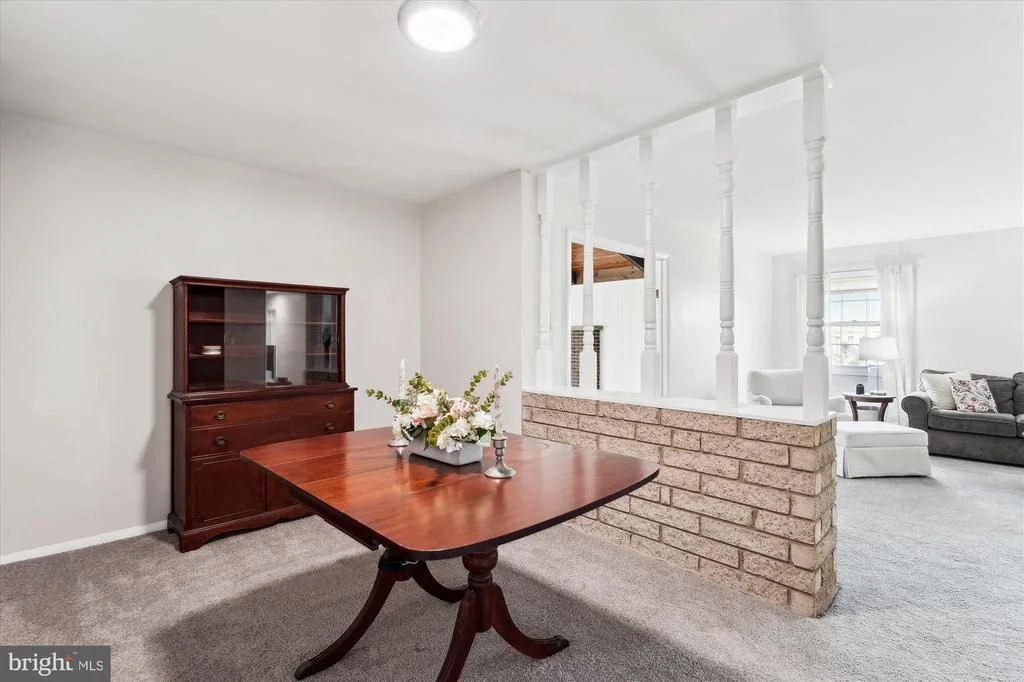 Photo of 12200 ROUND TREE LANE