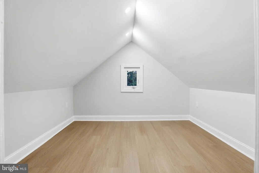 Photo of 805 LANGLEY DRIVE