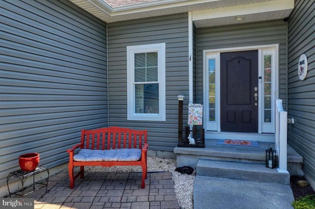 Photo of 16853 LANCASTER ROAD
