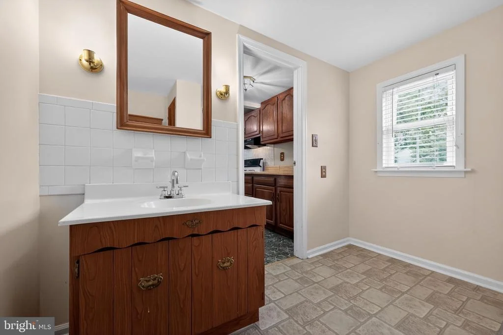 Photo of 202 MINQUADALE BOULEVARD