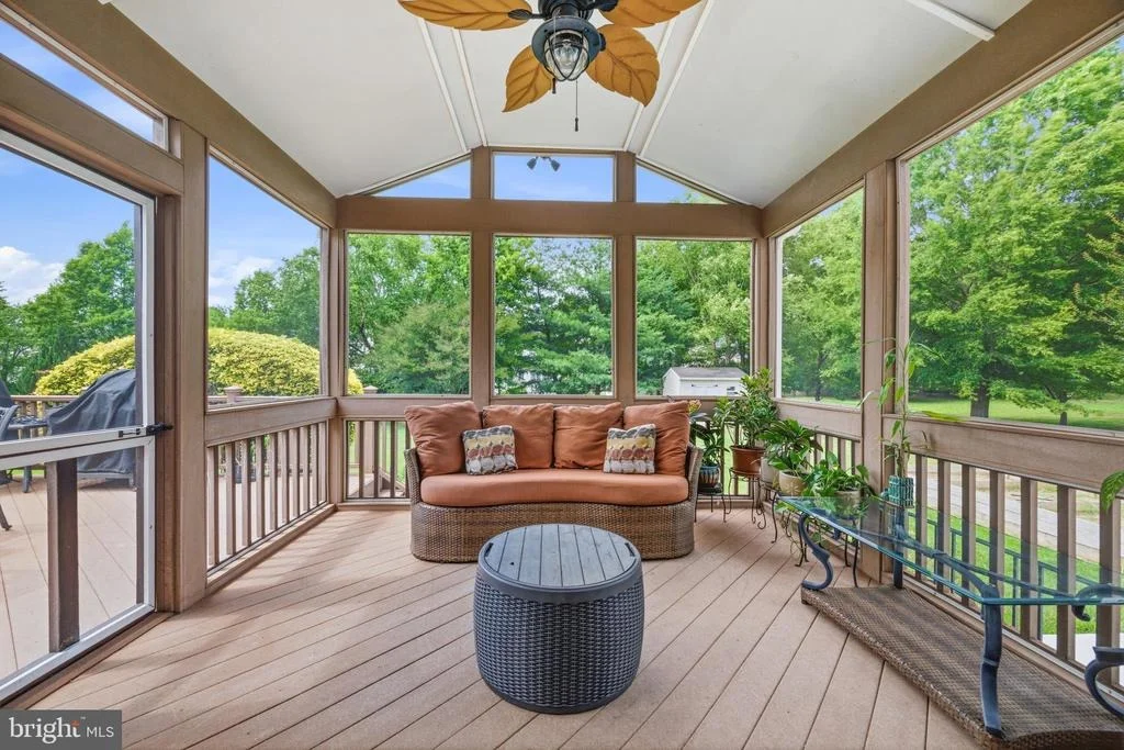 Photo of 2416 VALLEY BROOK LANE