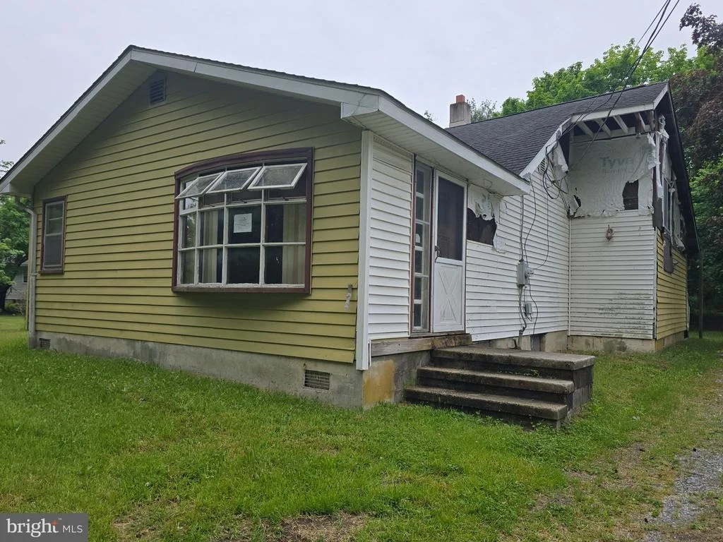 Photo of 9 MUNSON LANE