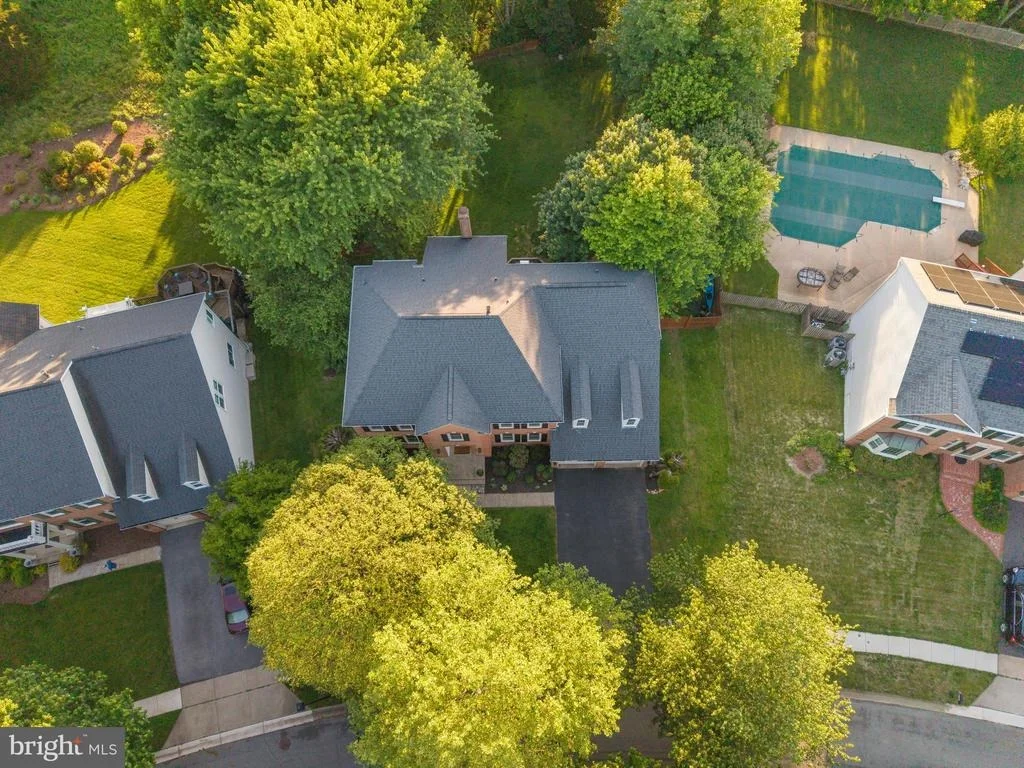 Photo of 21527 FOX FIELD CIRCLE