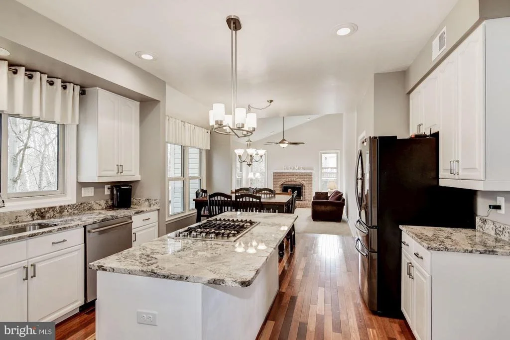 Photo of 8106 DEERCREEK PLACE