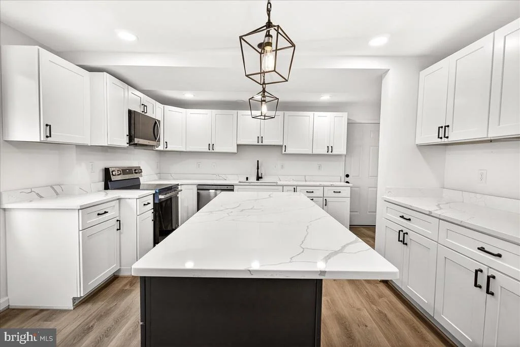 Photo of 629 WILSON PLACE