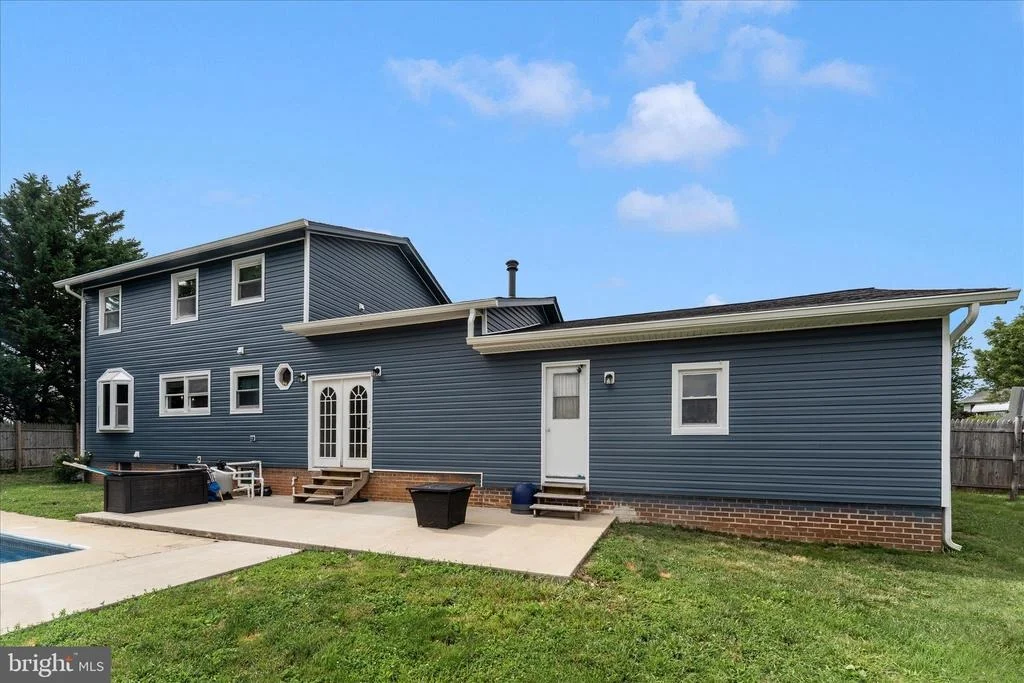 Photo of 301 LANAFIELD DRIVE