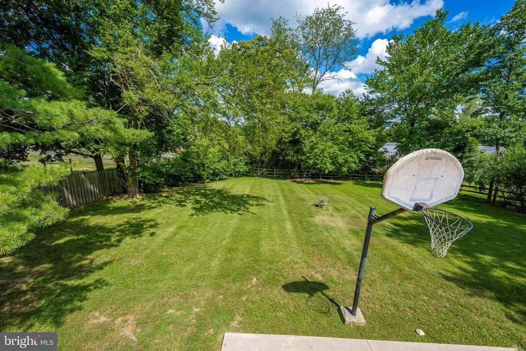 Photo of 25805 RIDGE ROAD