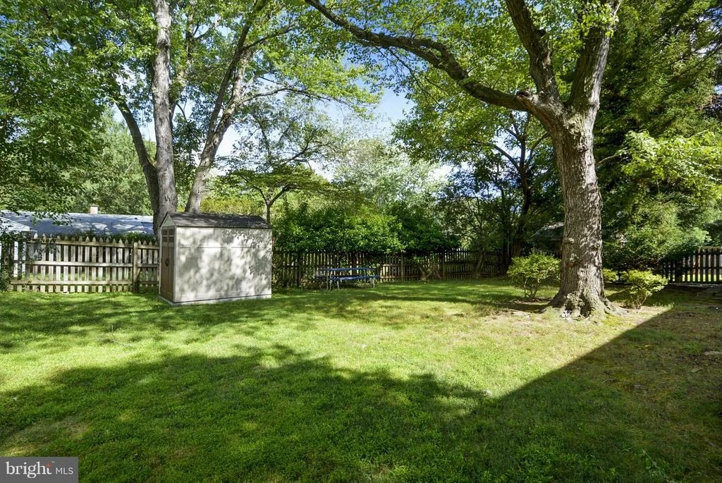 Photo of 11407 CLOVERHILL DRIVE