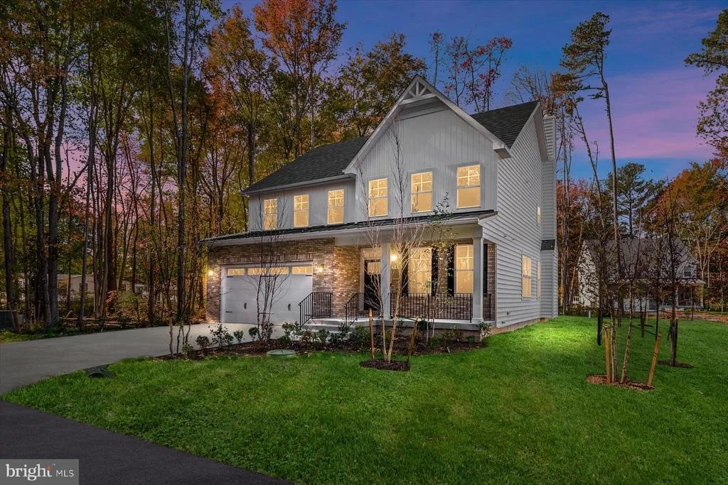 Photo of 947 MARZOFF ROAD