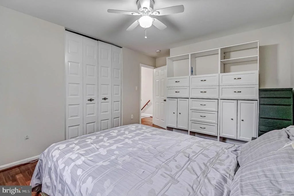 Photo of 2608 VILLAGE LANE