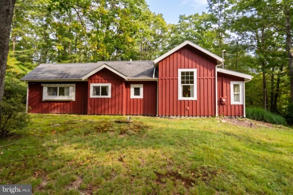 Photo of 252 RACOON DRIVE