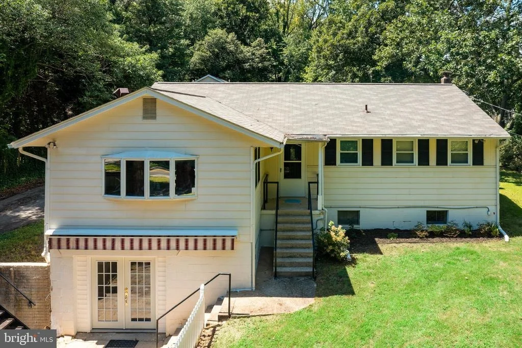 Photo of 2510 DAVIDSONVILLE ROAD