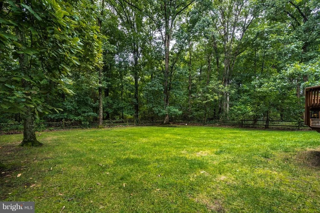 Photo of 112 APPLEGATE DRIVE