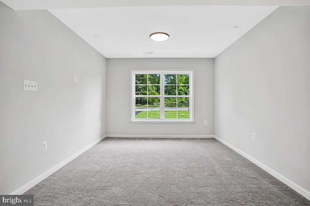 Photo of 10 POPLAR LANE