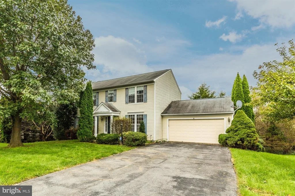 Photo of 102 IVY HILL DRIVE