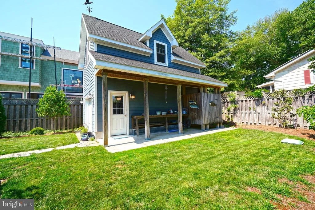 Photo of 312 BURTON AVENUE