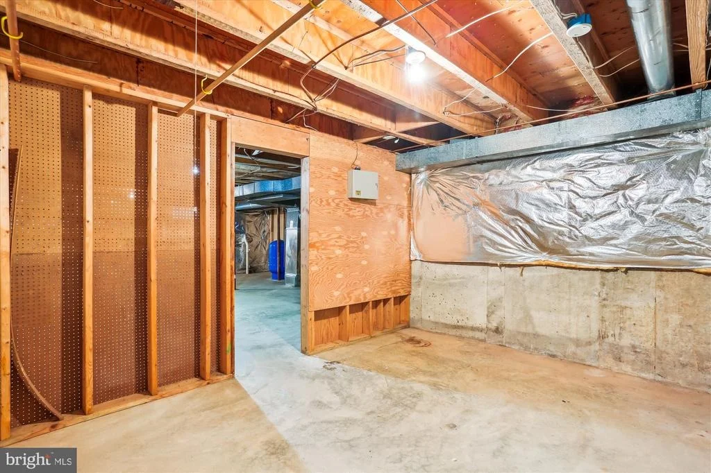 Photo of 22217 CREEKVIEW DRIVE