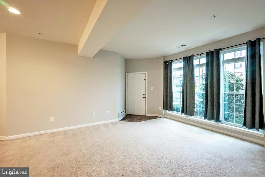 Photo of 7409 BRUNSON CIRCLE