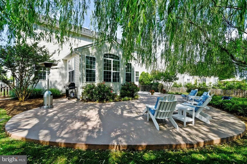 Photo of 25853 SPRING FARM CIRCLE