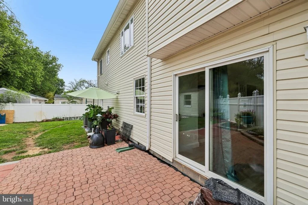 Photo of 19069 STALEYBRIDGE ROAD