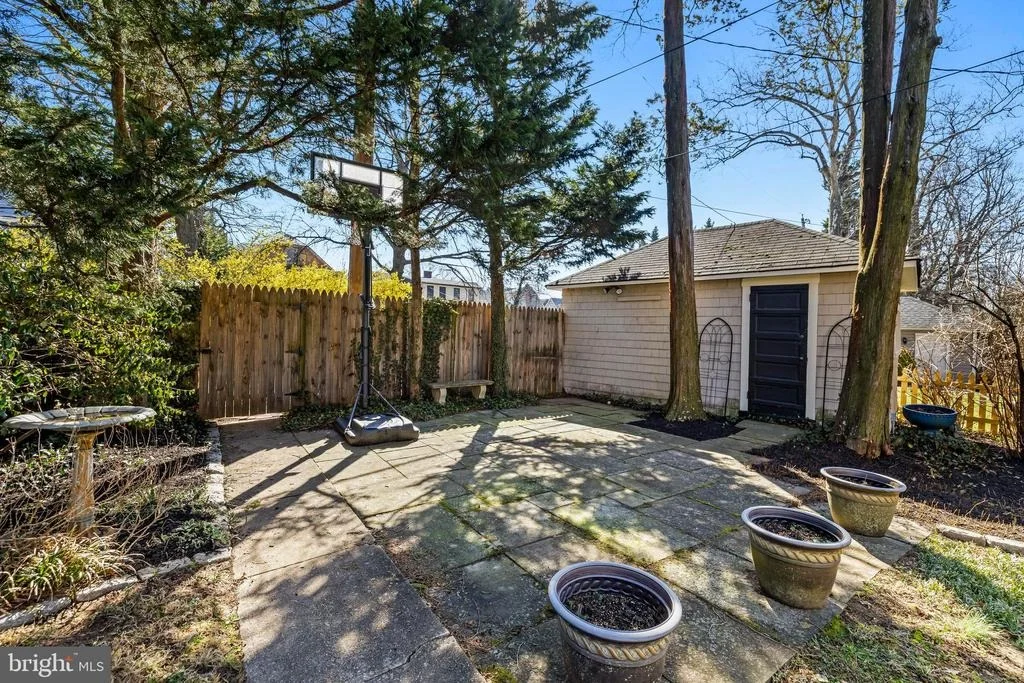 Photo of 225 HAWTHORNE ROAD