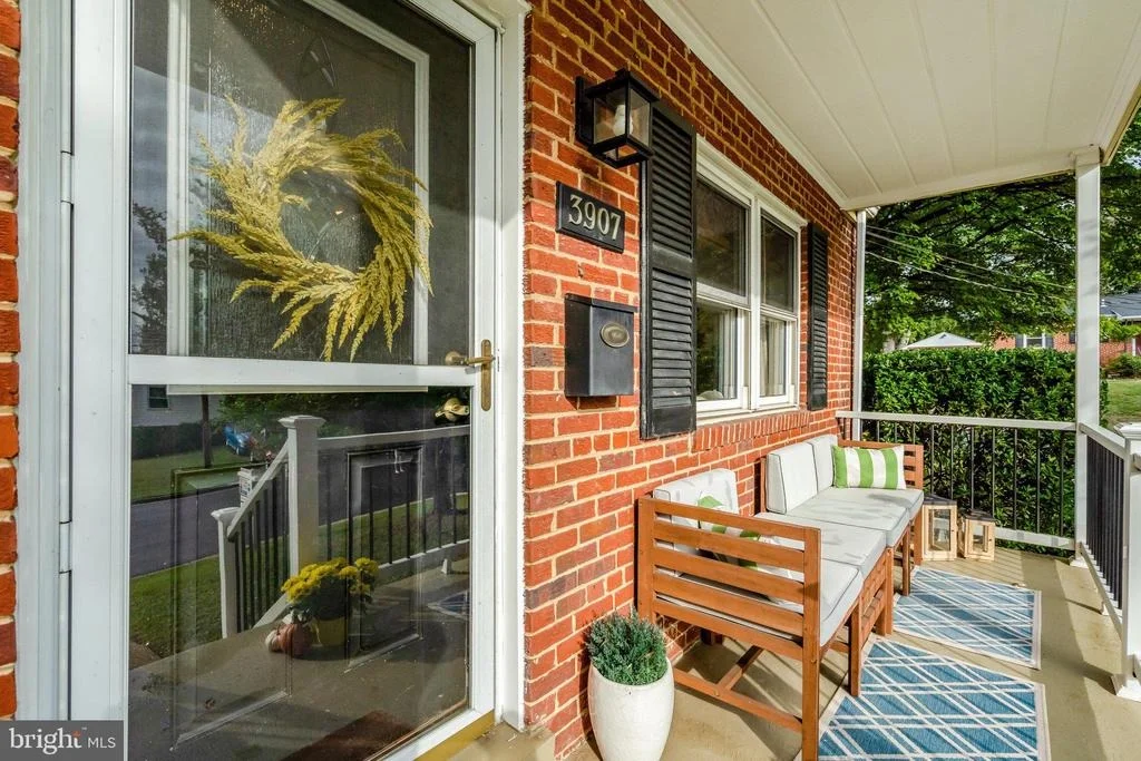 Photo of 3907 FAIRVIEW DRIVE